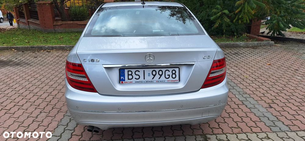 Mercedes-Benz Klasa C 180 CDI DPF (BlueEFFICIENCY) Avantgarde - 2