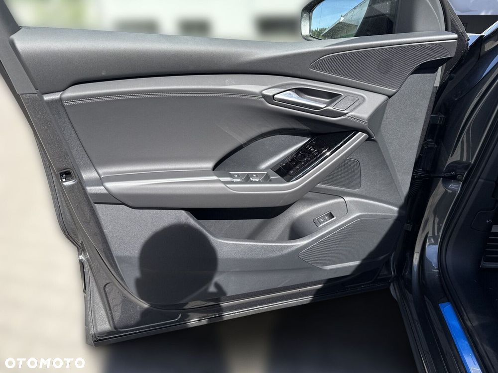 Audi Q6 e-tron - 10