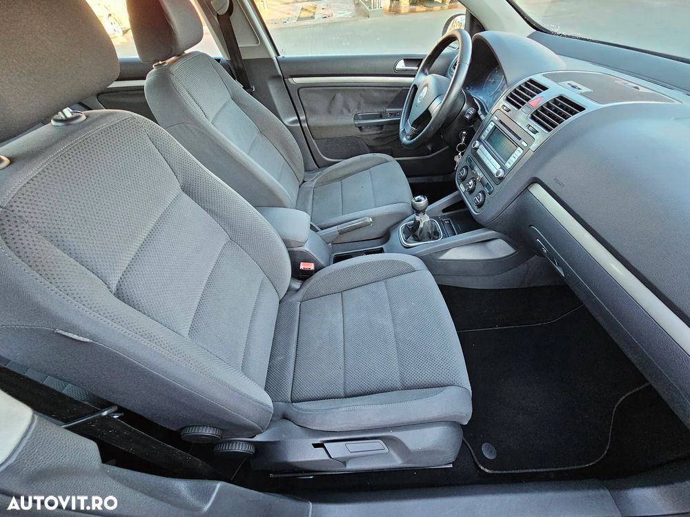 Volkswagen Golf 1.9 TDI DPF Comfortline BlueMotion - 8