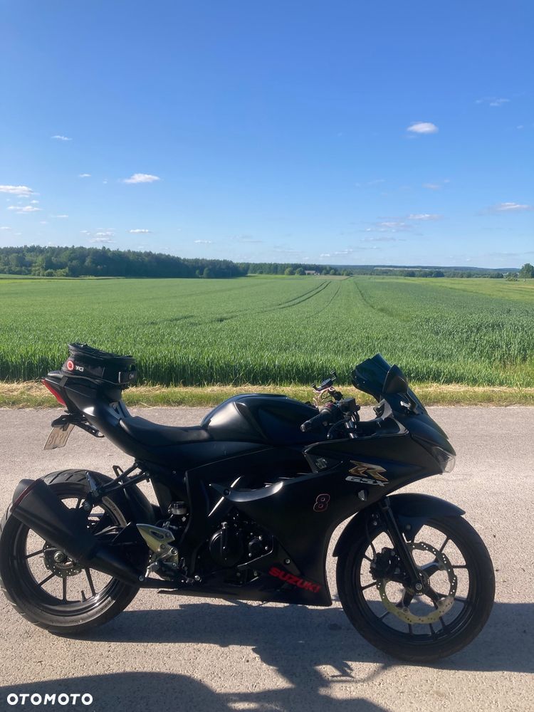 Suzuki GSX-R - 4