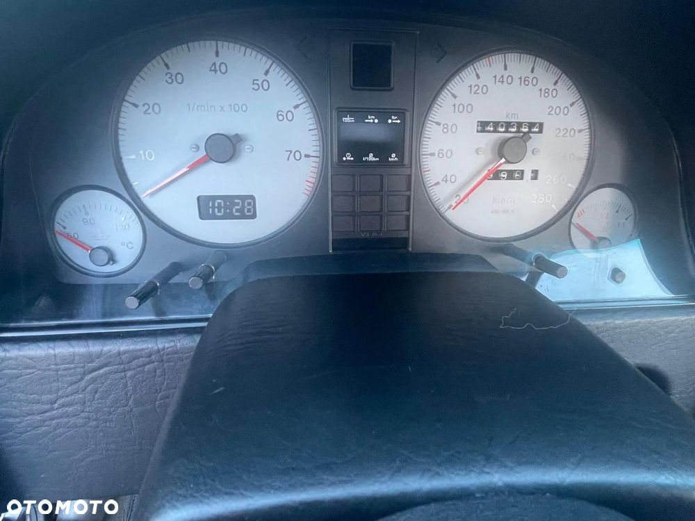 Audi S2 80 Avant 2.2 - 34