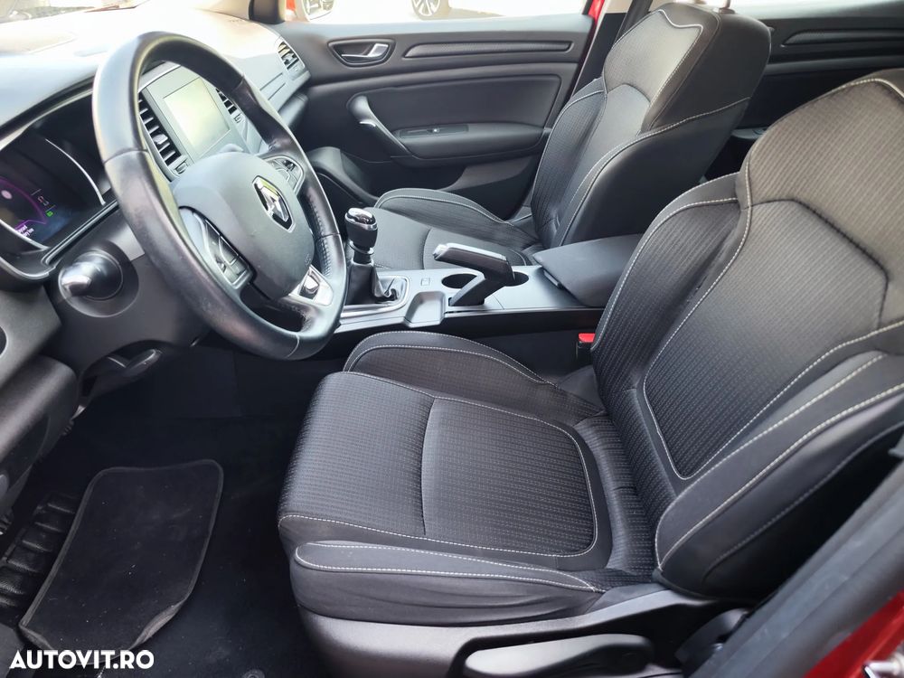 Renault Megane - 11