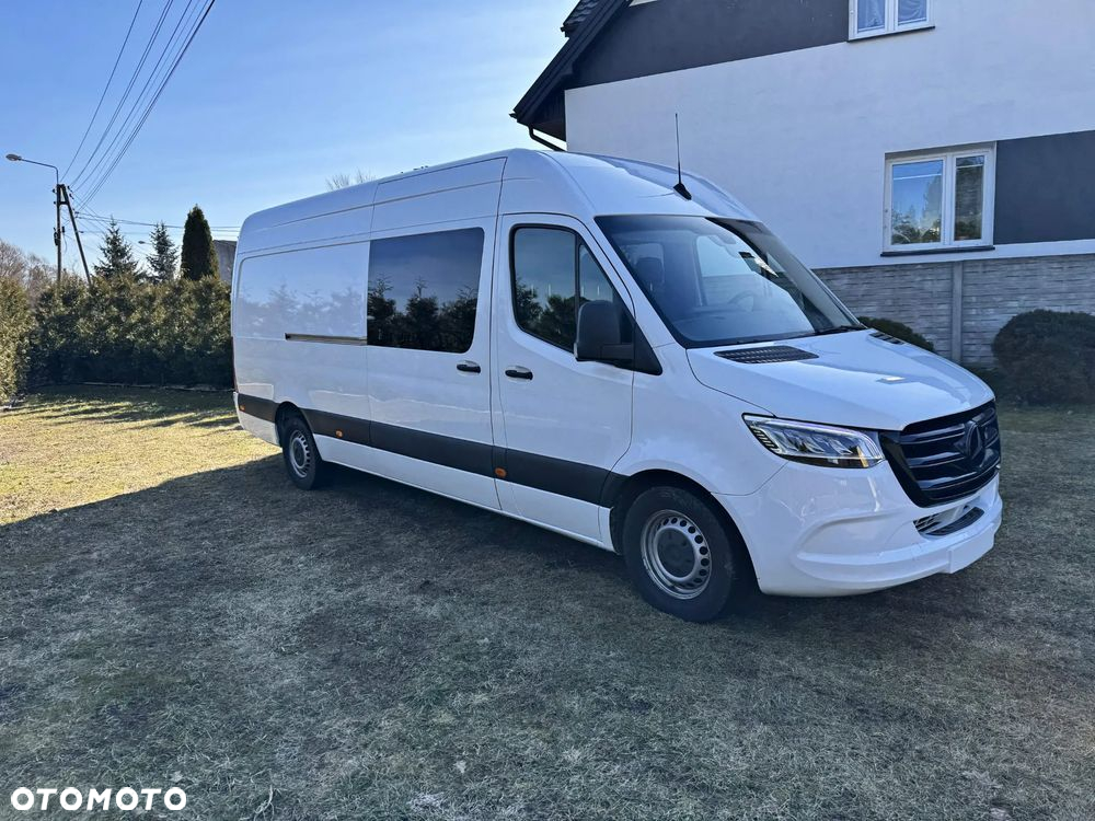 Mercedes-Benz Sprinter - 13