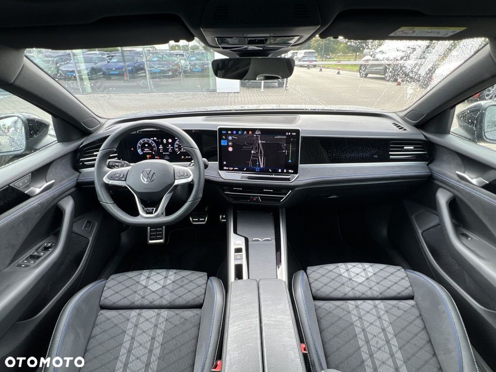Volkswagen Passat 2025