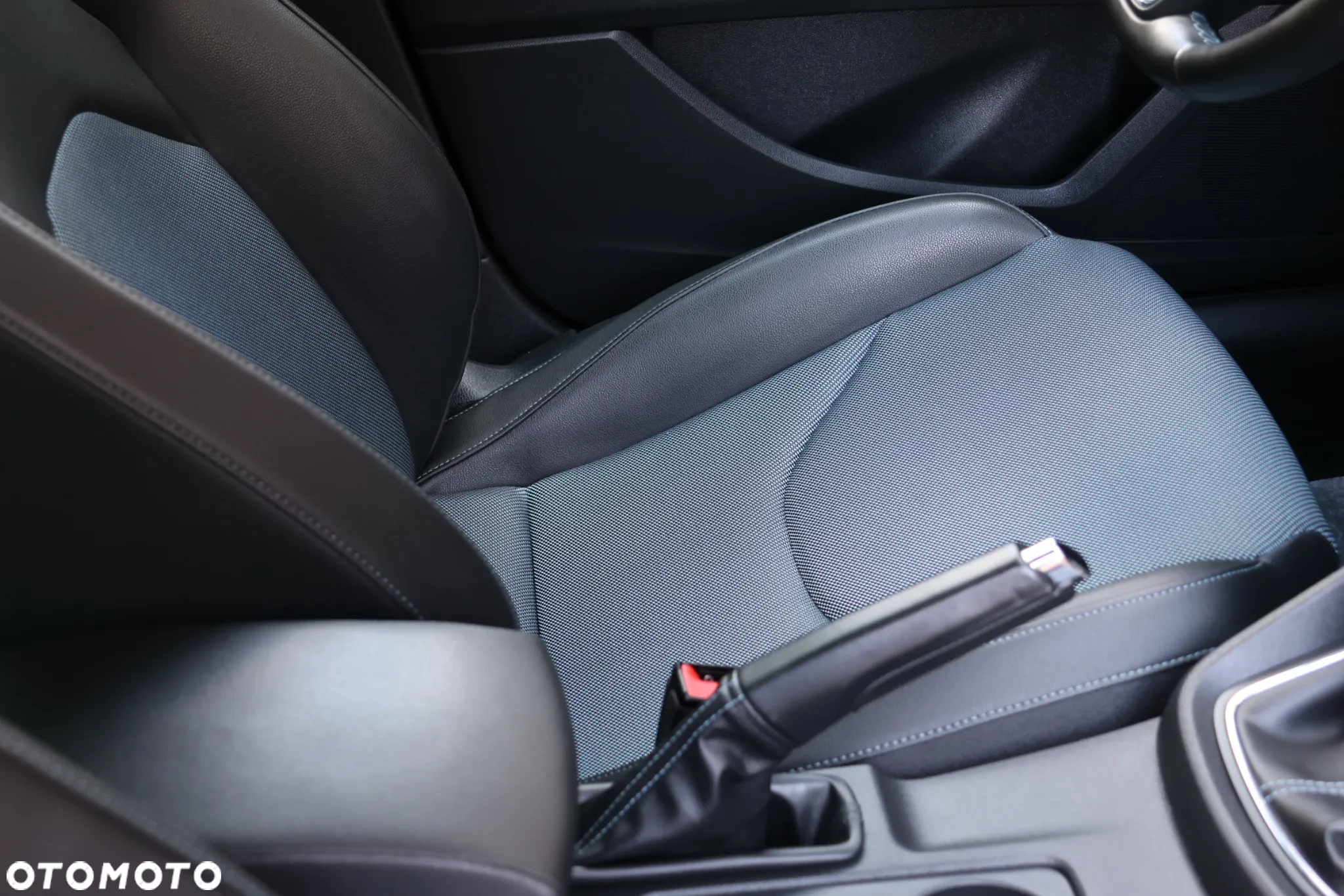Seat Leon ST 1.4 TSI Start&Stop CONNECT - 16