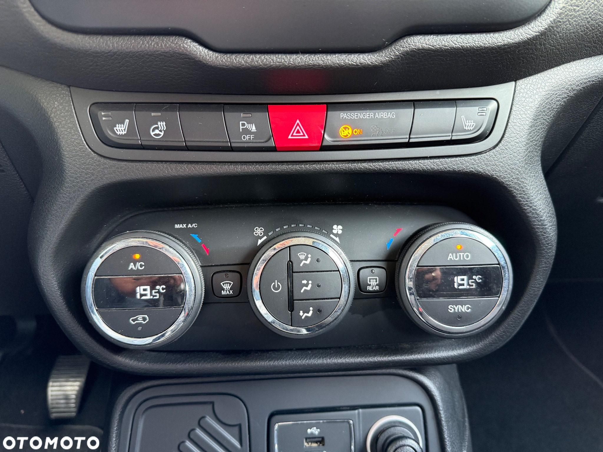 Jeep Renegade 1.6 E-TorQ Sport FWD - 14
