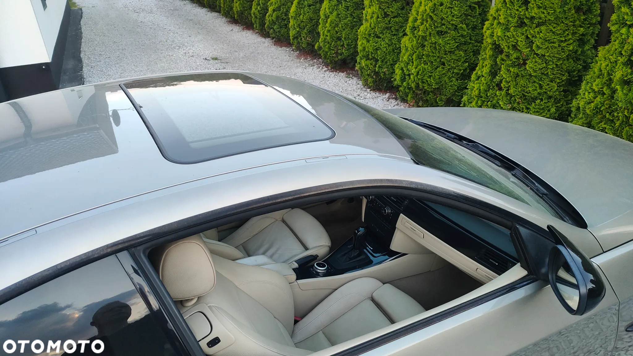 BMW Seria 3 330i xDrive Coupe - 11