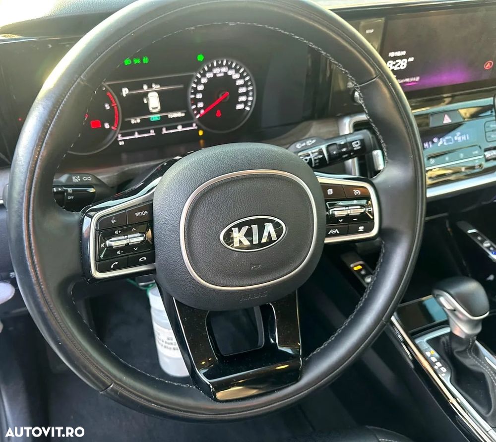 Kia Sorento - 8