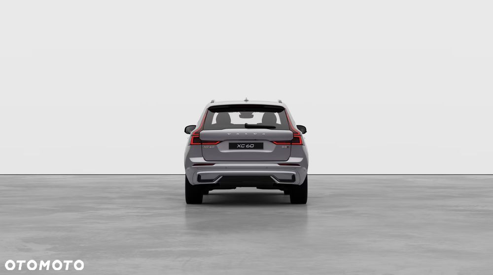 Volvo XC 60 B5 B AWD Ultra Dark - 4