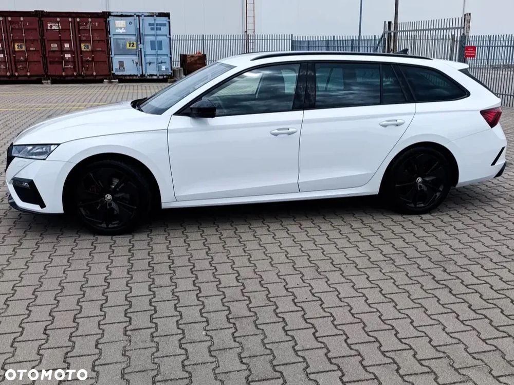 Skoda Octavia 2.0 TDI RS DSG - 2