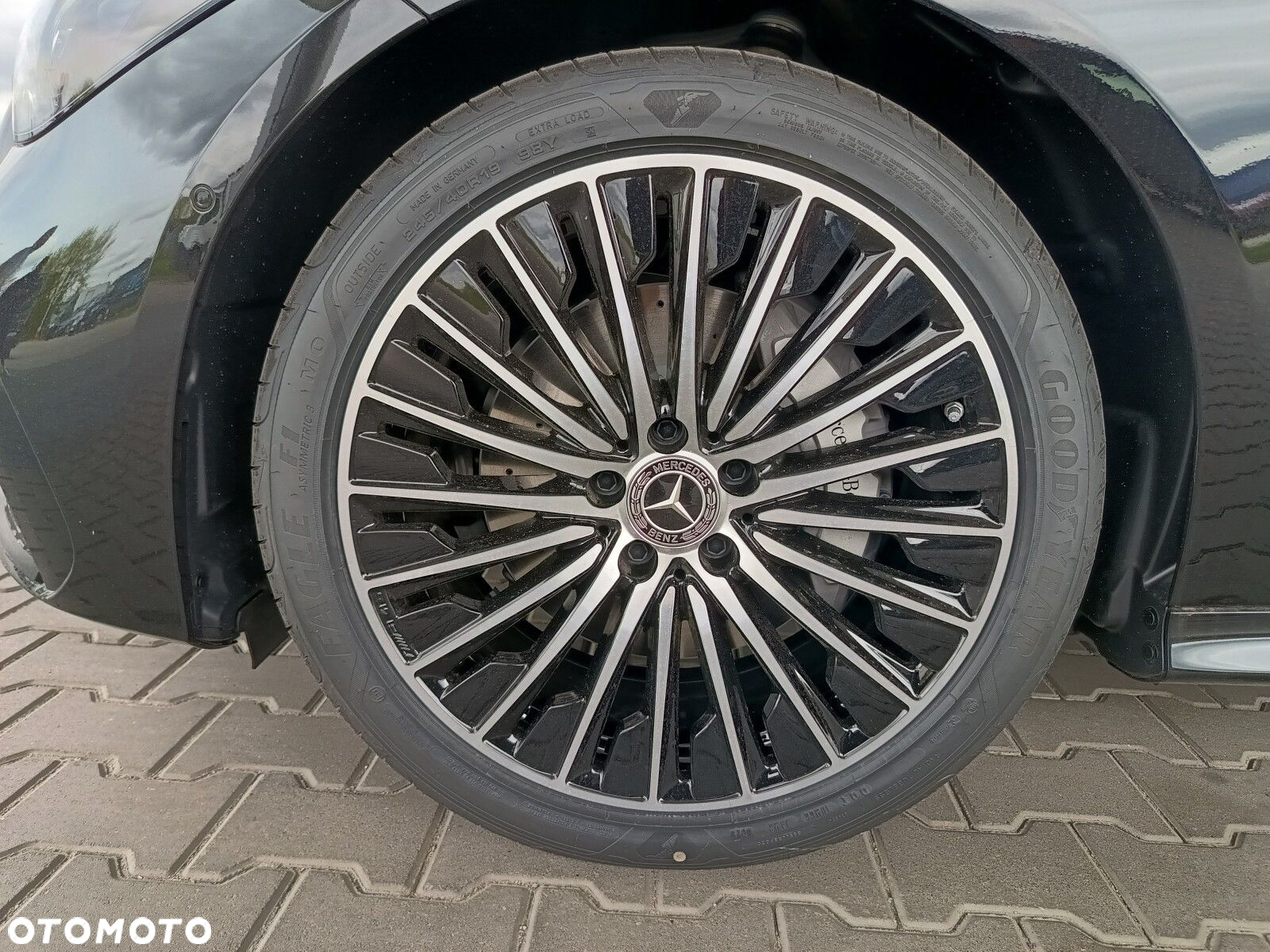 Mercedes-Benz CLE - 7