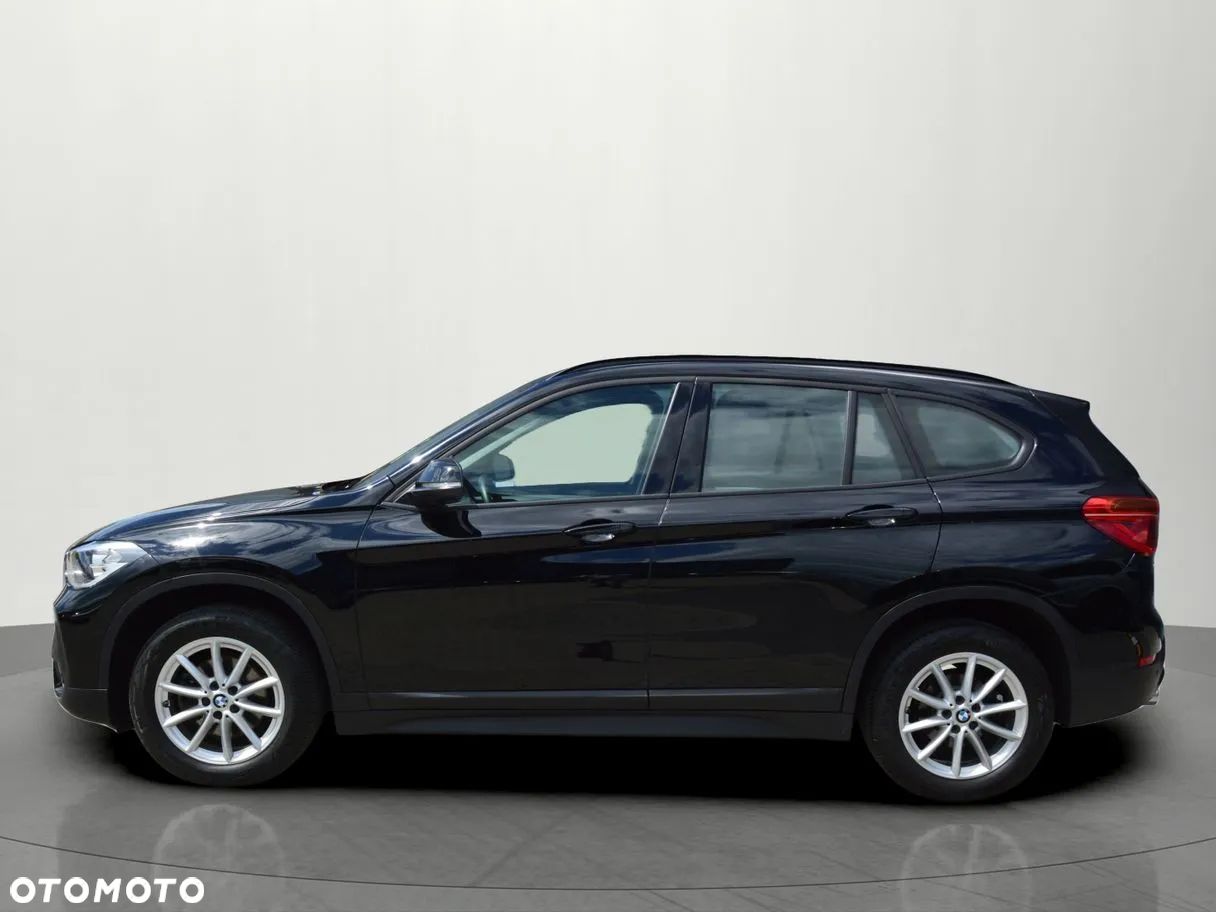 BMW X1 sDrive18i - 4