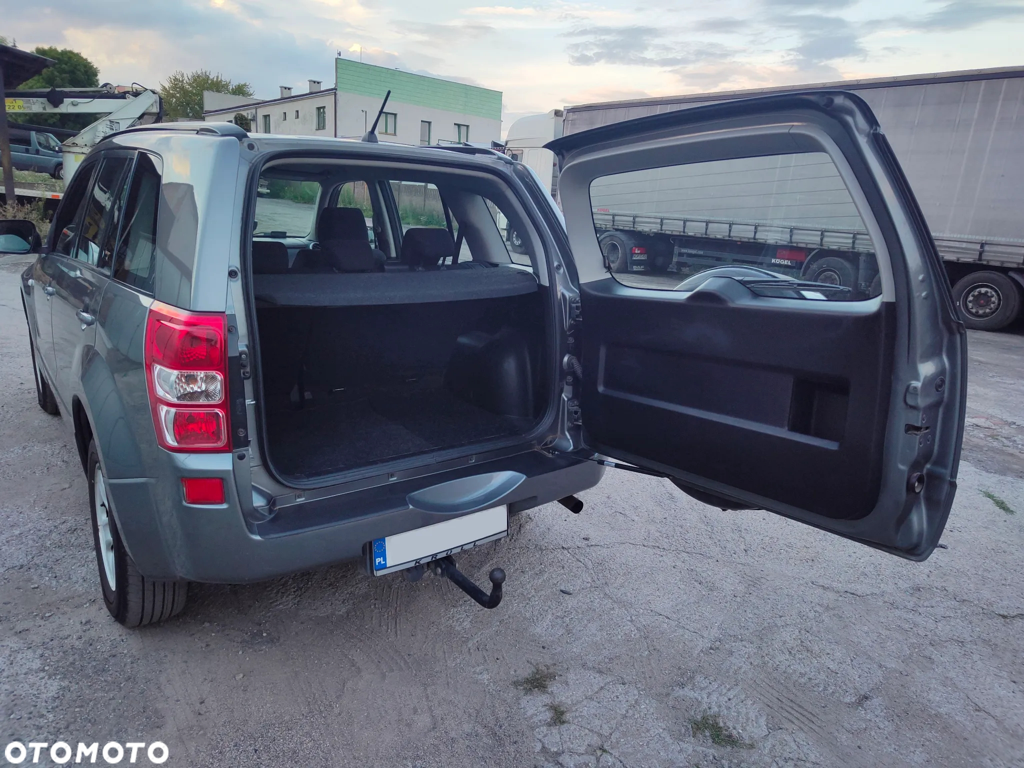 Suzuki Grand Vitara 2.0 - 7