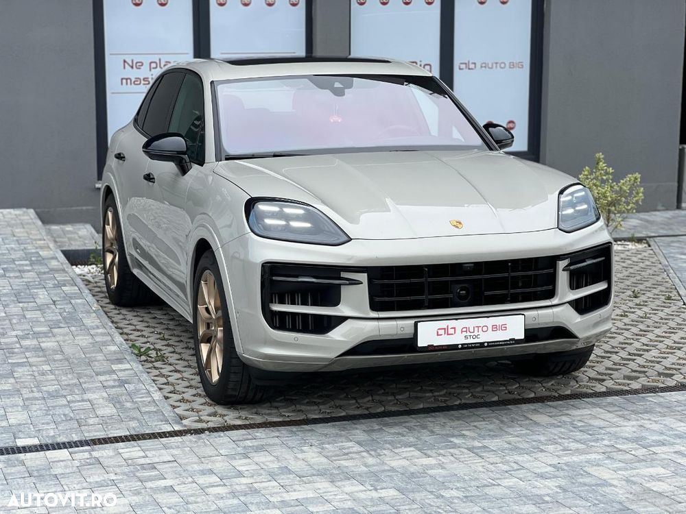 Porsche Cayenne - 3