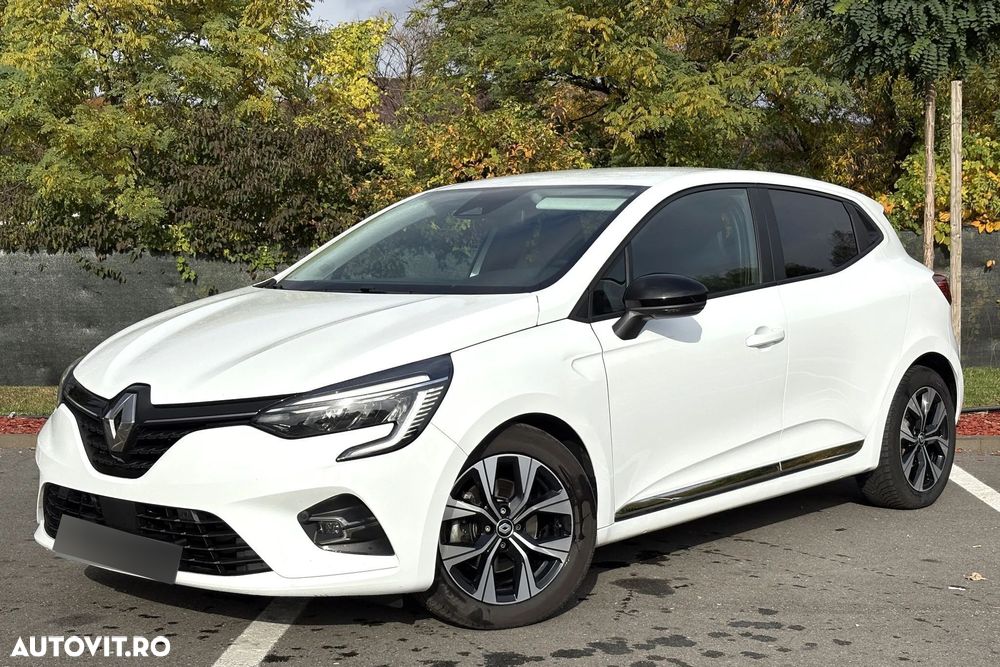 Renault Clio V E-Tech 145 Techno - 1