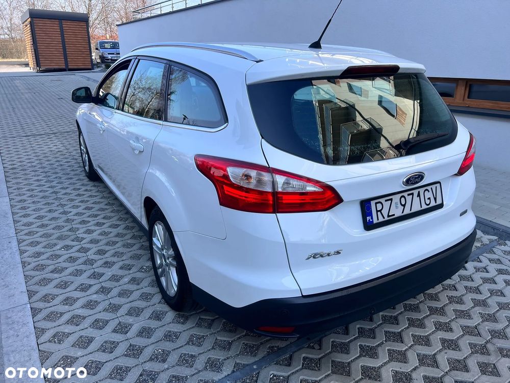 Ford Focus 1.6 SYNC Edition - 8