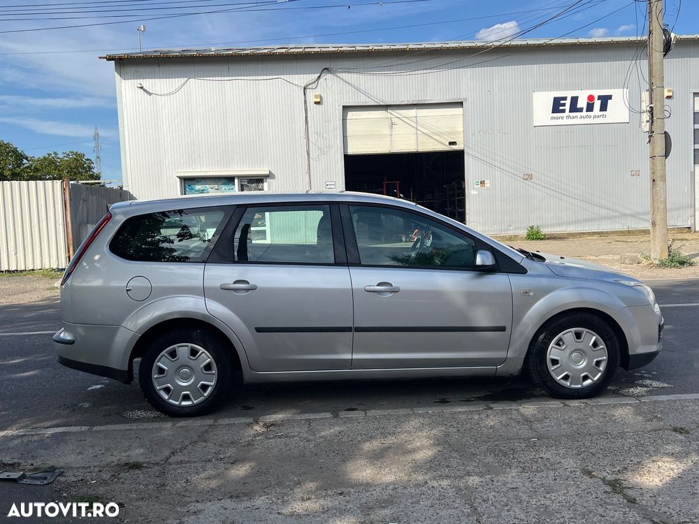 Ford Focus 1.6 16V Titanium - 4