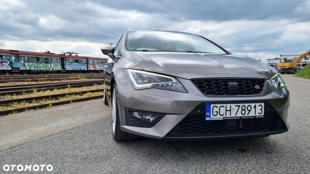 Seat Leon 2.0 TDI DPF Start&Stop DSG FR - 27