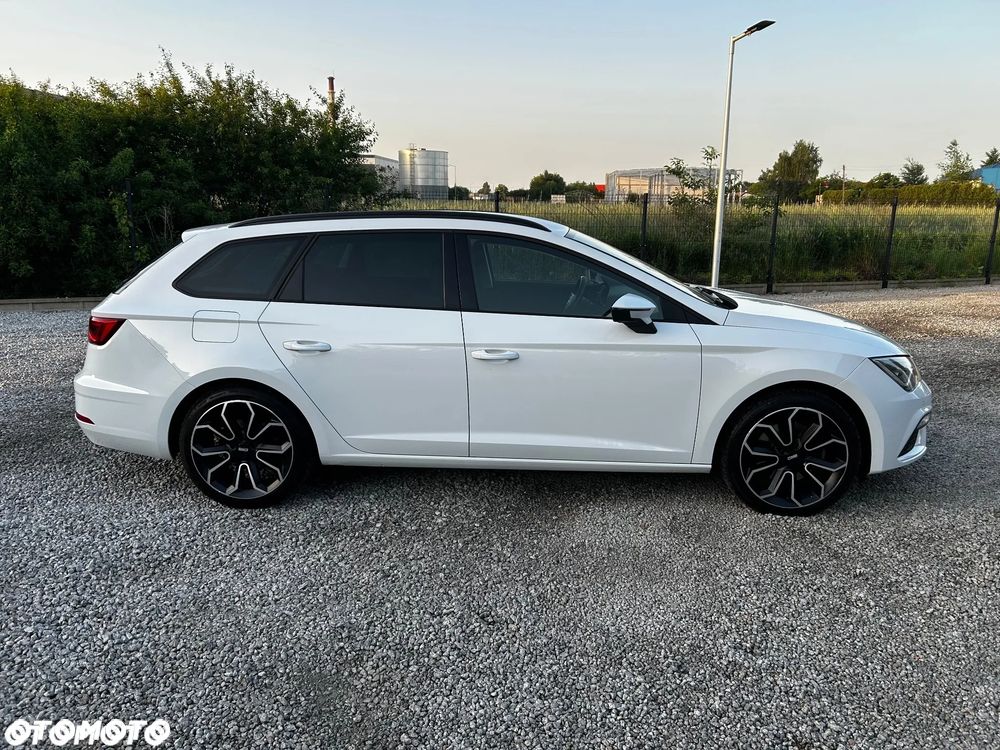 Seat Leon 2.0 TSI DSG OPF FR - 4