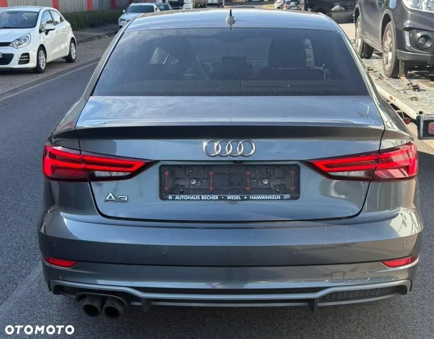 Audi A3 Limousine 1.4 TFSI cylinder on demand ultra Str S line Sportpaket - 4