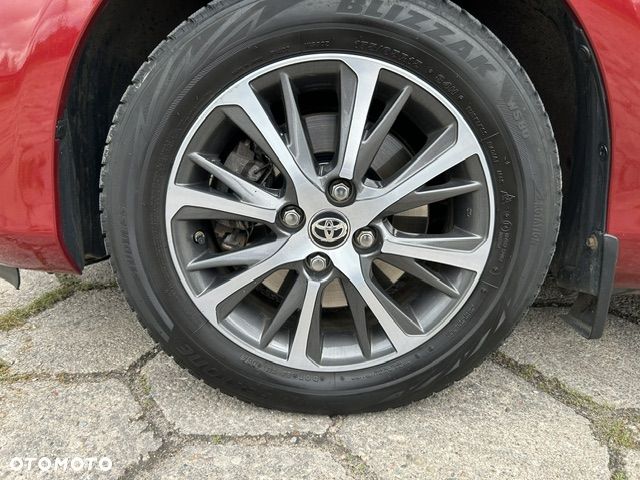 Toyota Yaris Hybrid 100 Life - 14