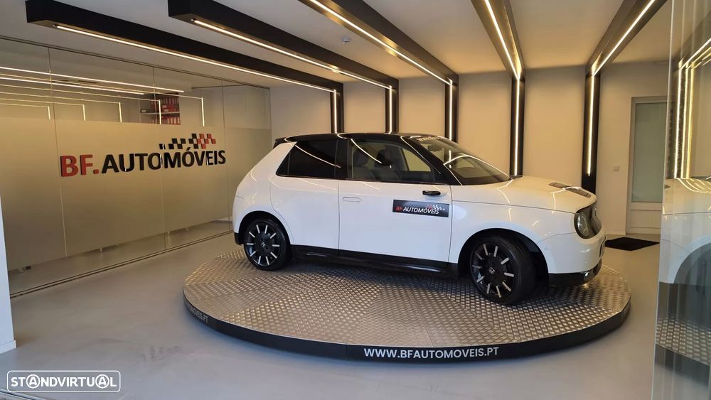 Honda e Advance (17") - 9