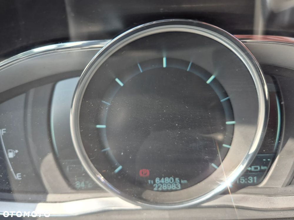 Volvo V60 D6 AWD Plug-in Hybrid Summum - 25