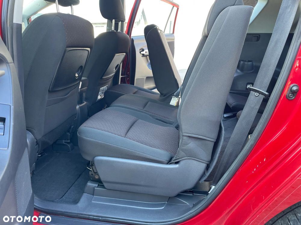 Toyota Verso 1.8 Prestige EU5 7os - 28