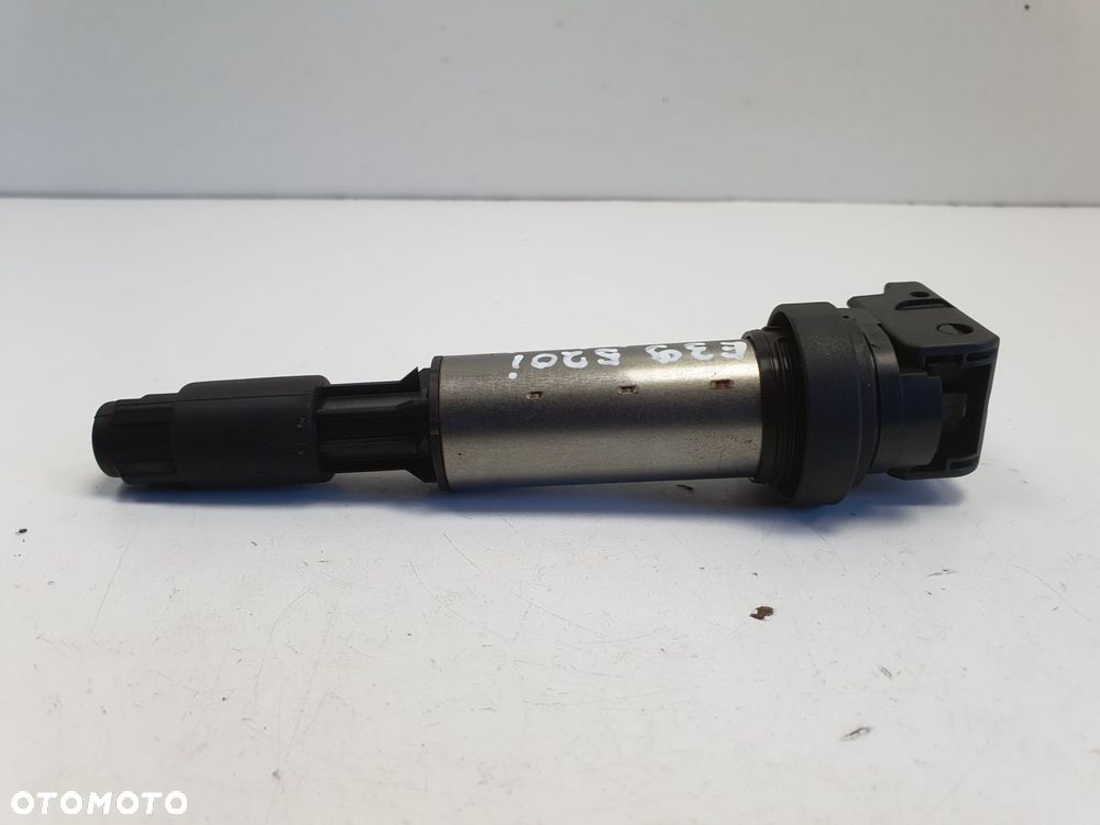 CEWKA ZAPŁONOWA BMW E39 520i 2.2 i _ GN10210 delphi - 4