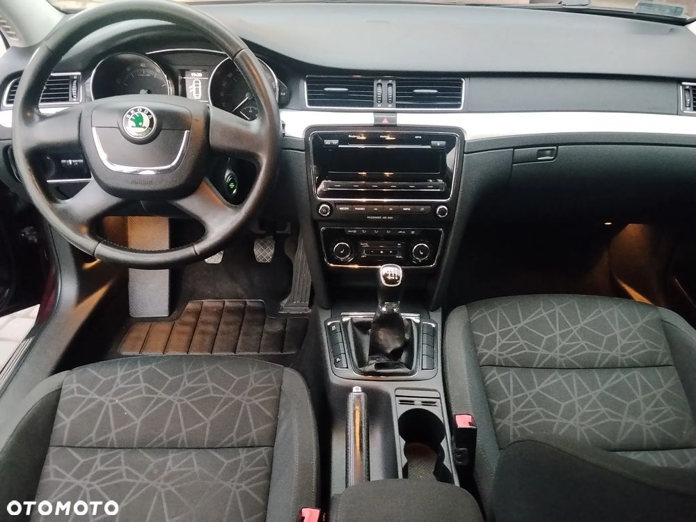 Skoda Superb - 11