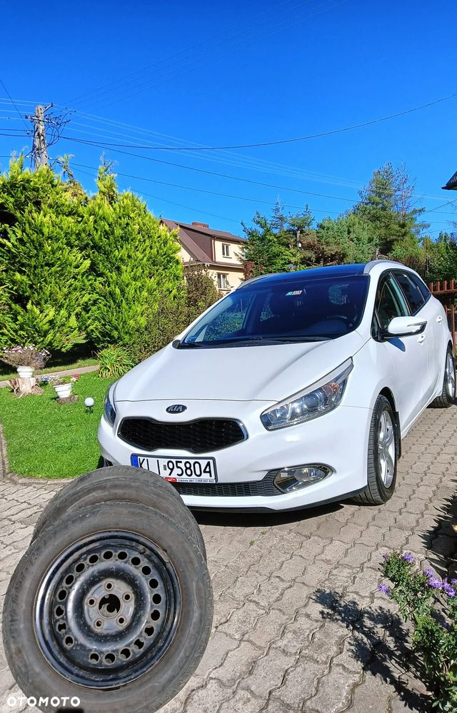 Kia Ceed 1.6 CRDi L - 22