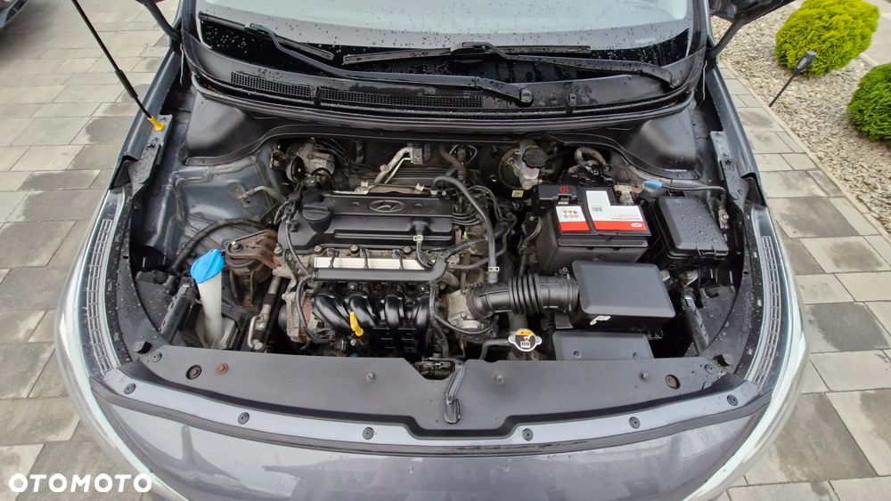 Hyundai i20 1.2 Trend - 25