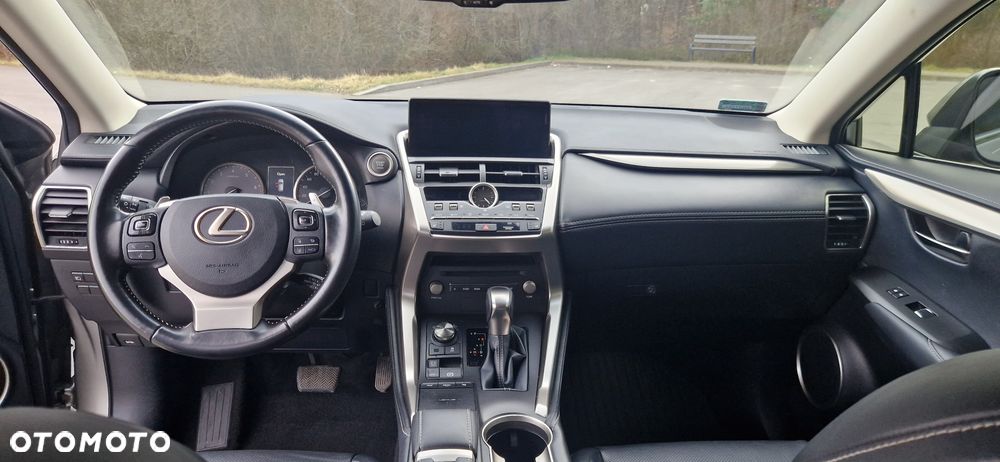 Lexus NX 300 Comfort AWD - 8