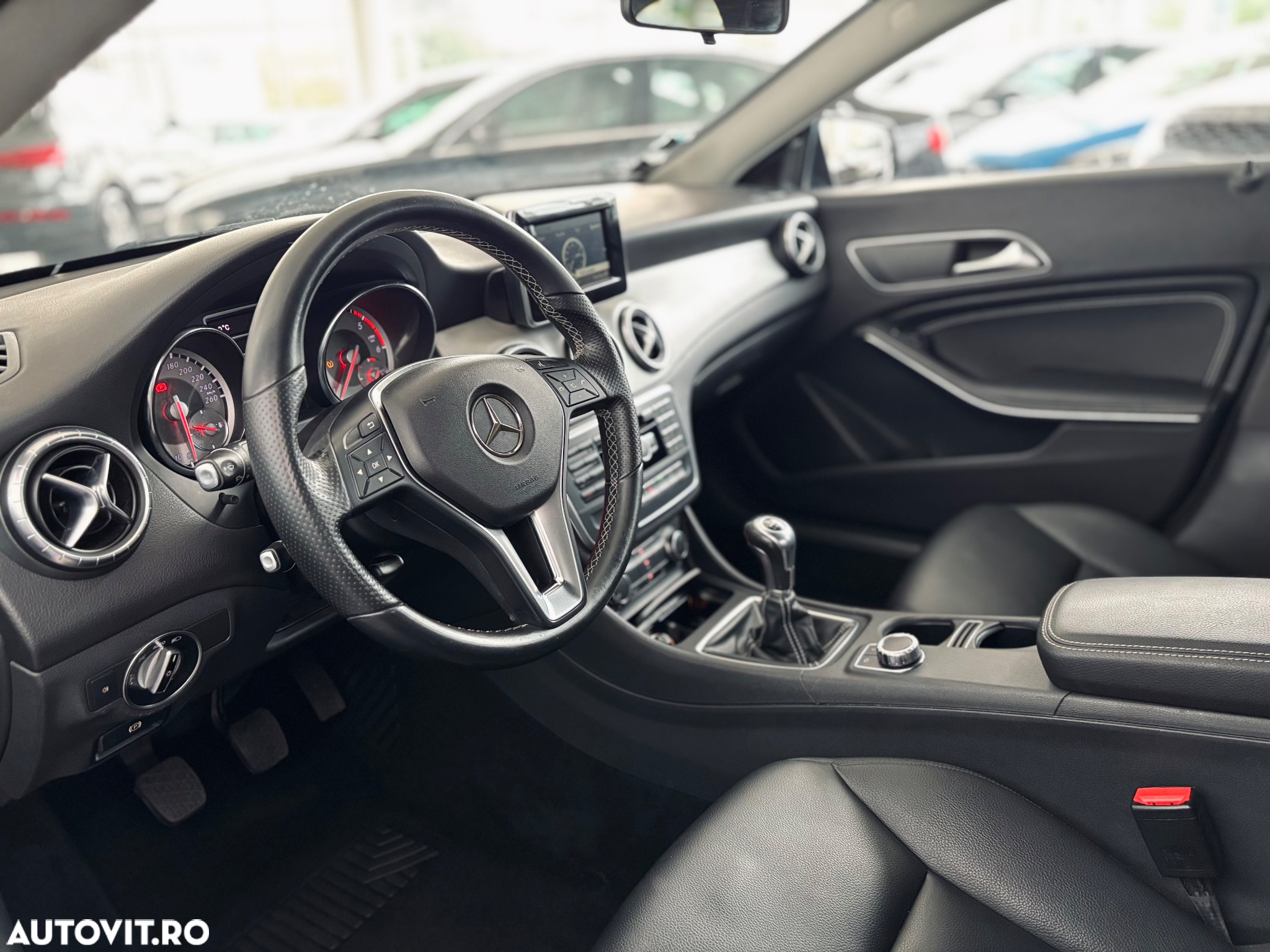 Mercedes-Benz CLA - 11