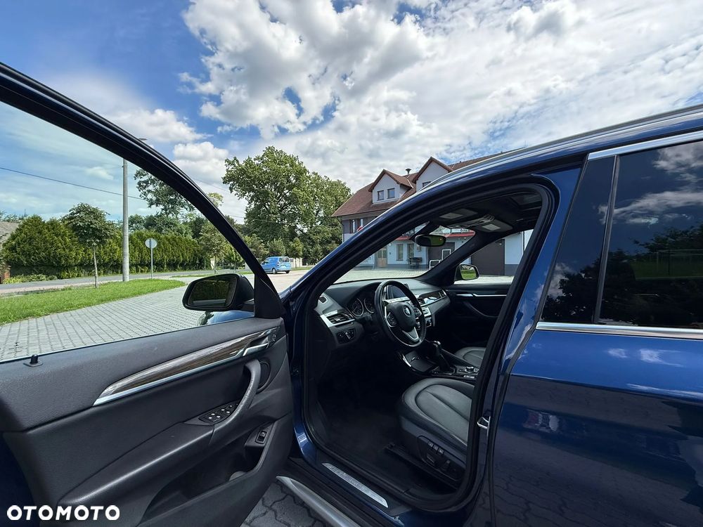 BMW X1 xDrive25i xLine sport - 13