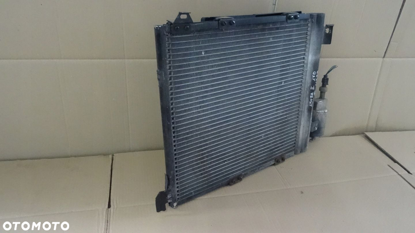 ASTRA II 2 1.7D CHŁODNICA KLIMATYZACJI WENTYLATOR 90570741 - 2