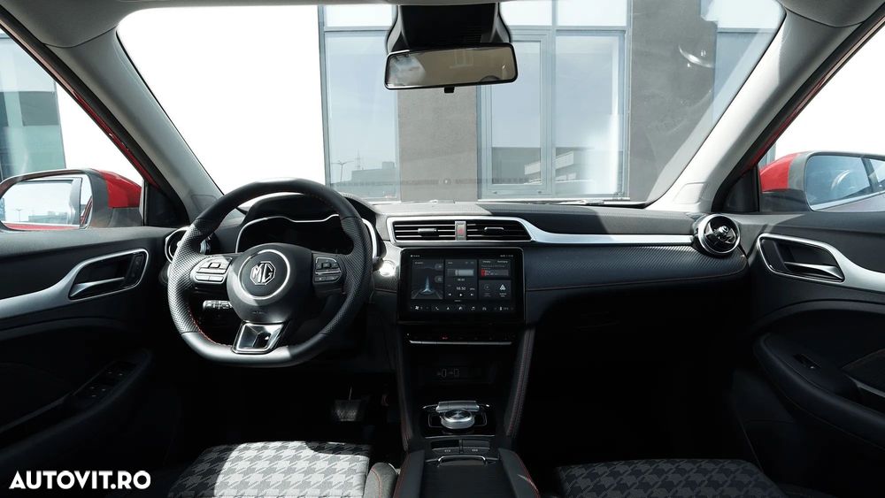 MG ZS EV - 8