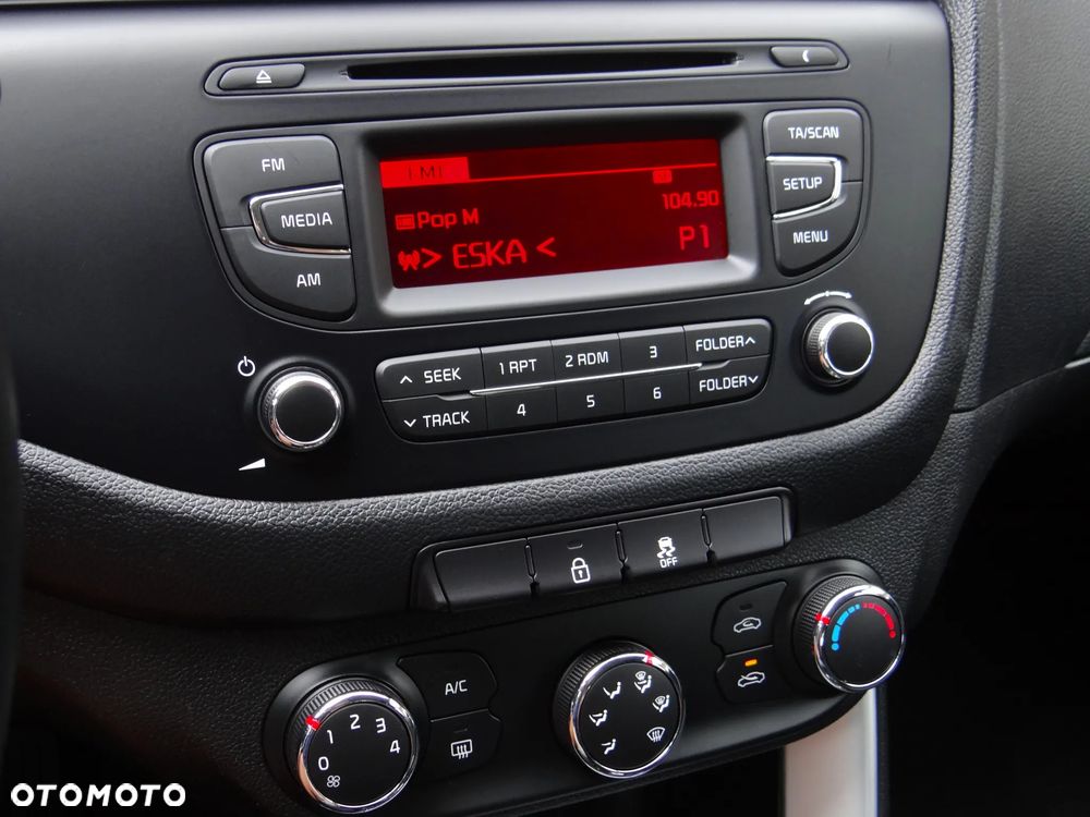 Kia Ceed 1.4 CVVT Attract - 14