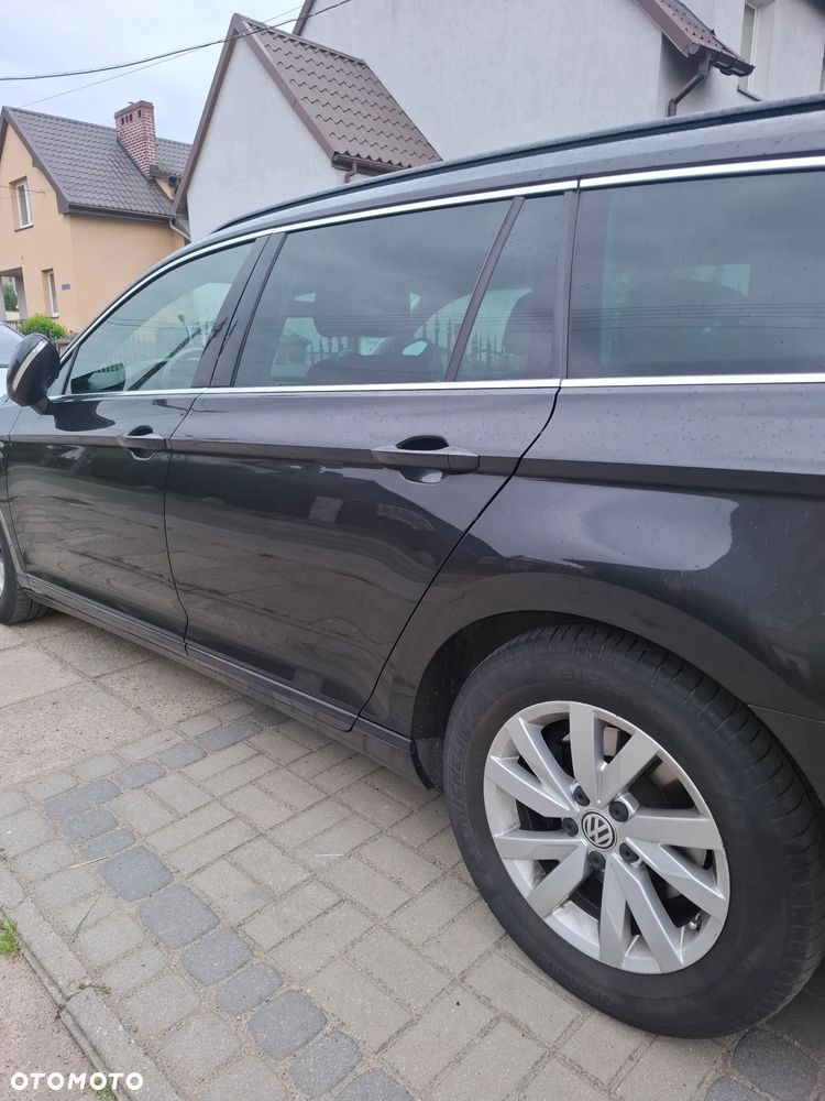 Volkswagen Passat 2.0 TDI (BlueMotion Technology) DSG Comfortline - 22