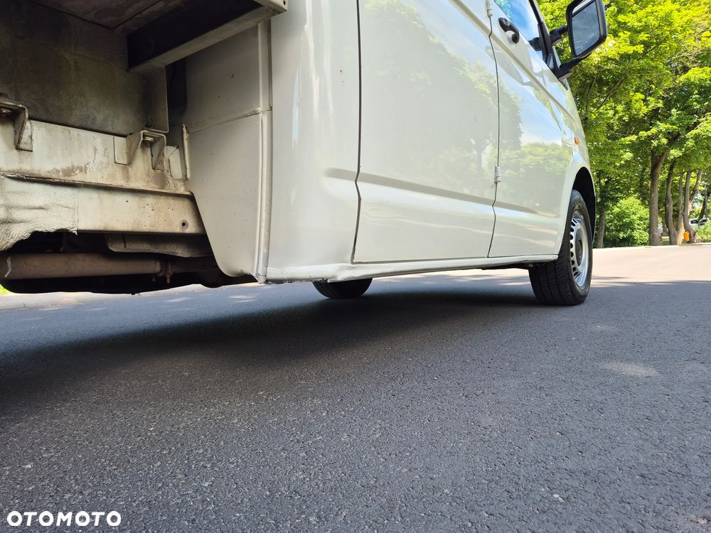 Volkswagen Transporter T5 - 6