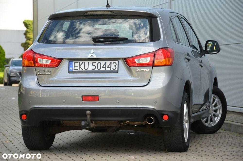 Mitsubishi ASX - 10