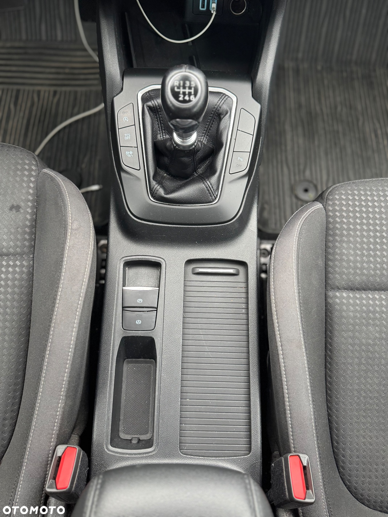 Ford Focus 1.5 EcoBlue Connected - 15
