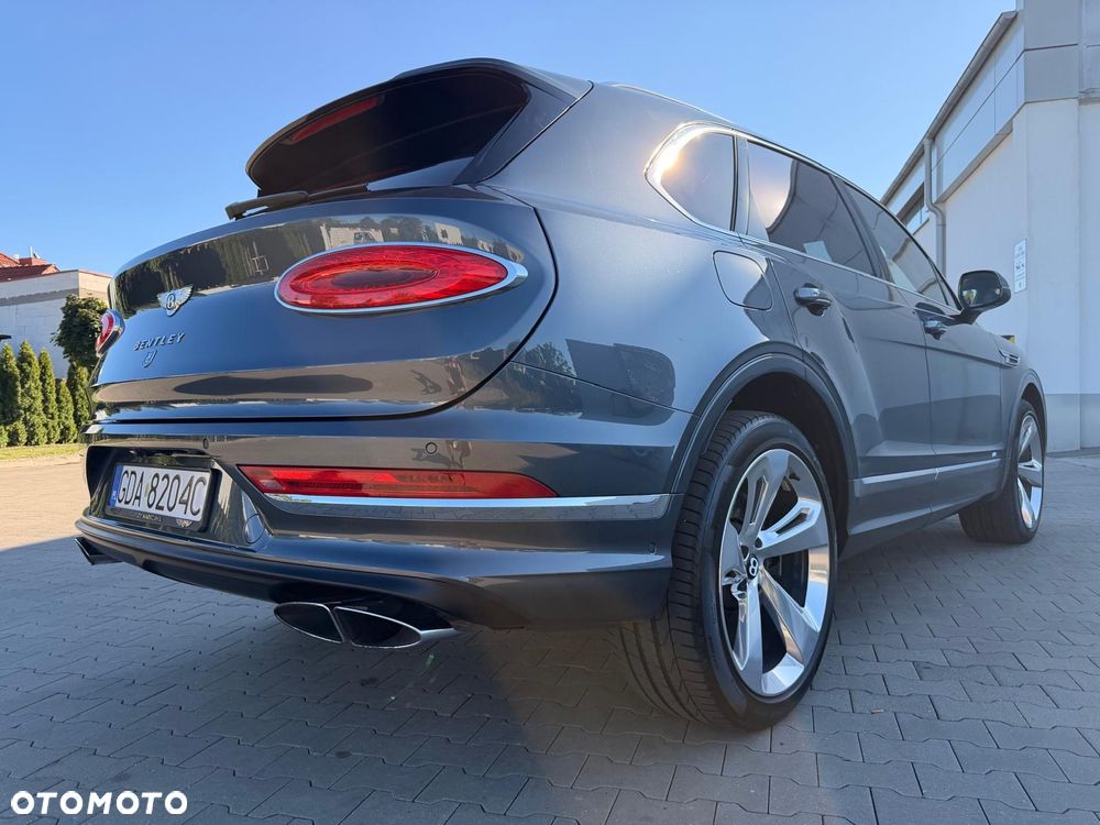 Bentley Bentayga - 9