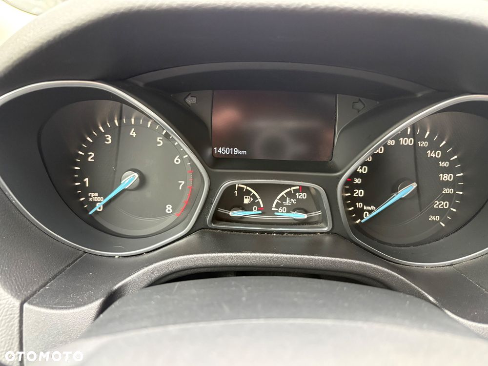 Ford Focus 1.0 EcoBoost Titanium - 25