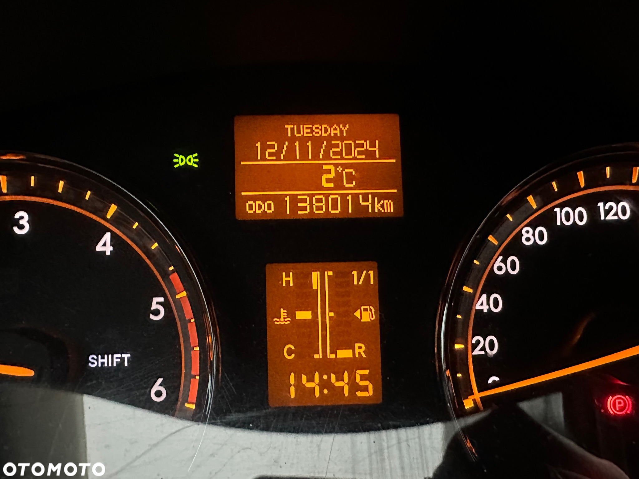 Toyota Avensis - 14
