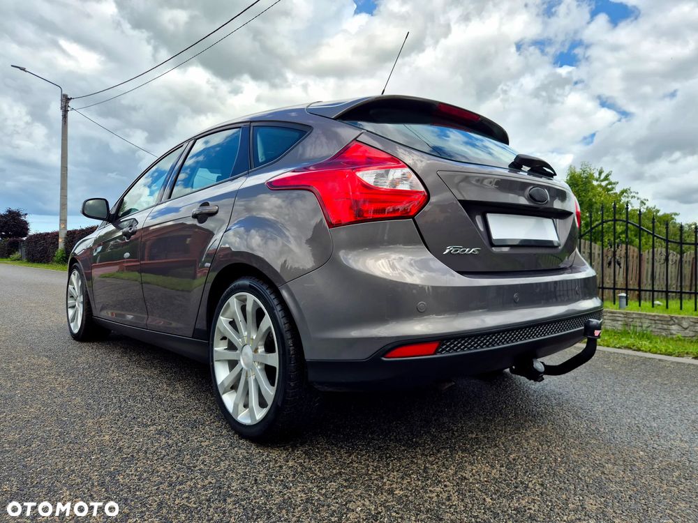 Ford Focus - 13