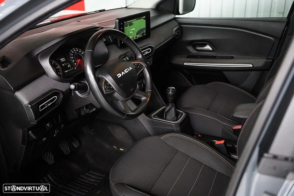 Dacia Jogger 1.0 TCe Extreme 7L - 21