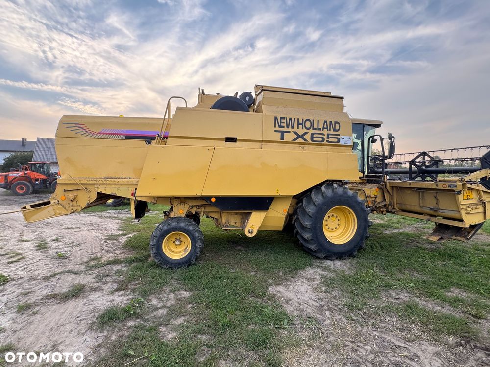 New Holland TX 65 Plus Super Stan Kombajn Zbożowy - 11
