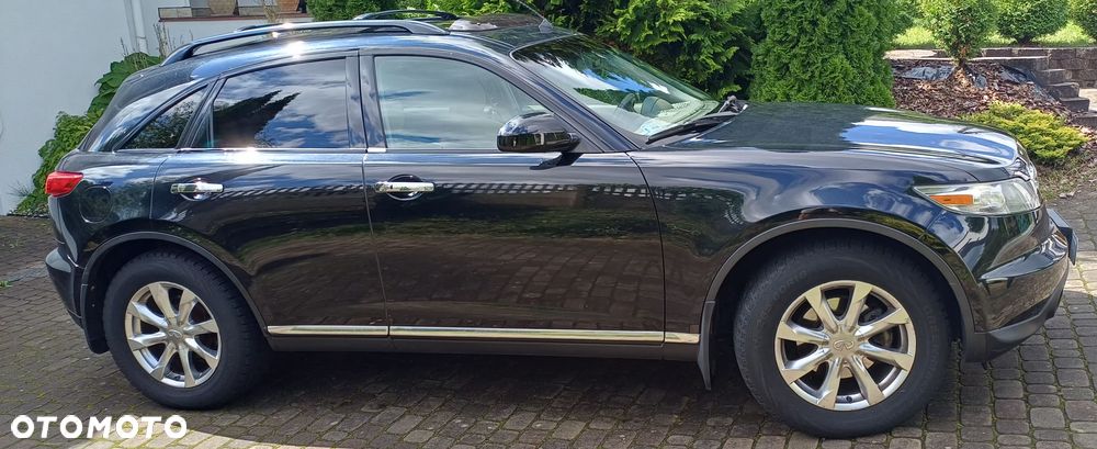 Infiniti FX - 27