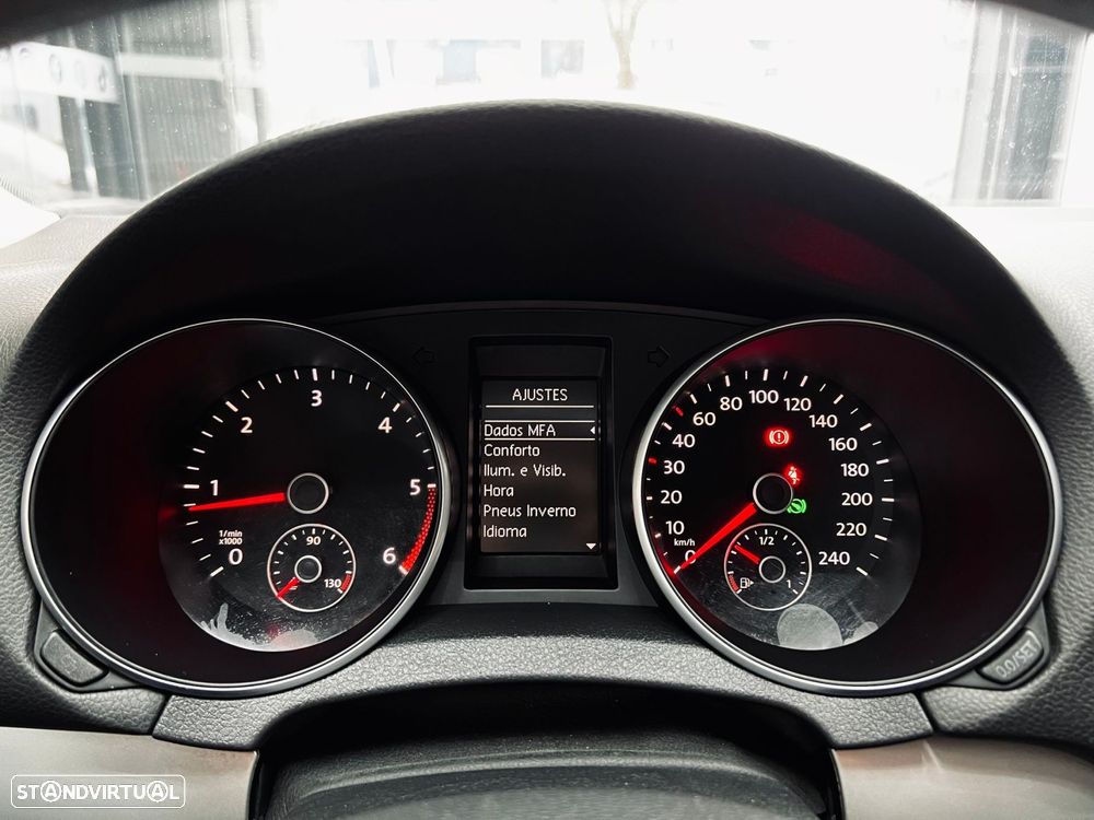 VW Golf 2.0 TDi Sport DSG - 16